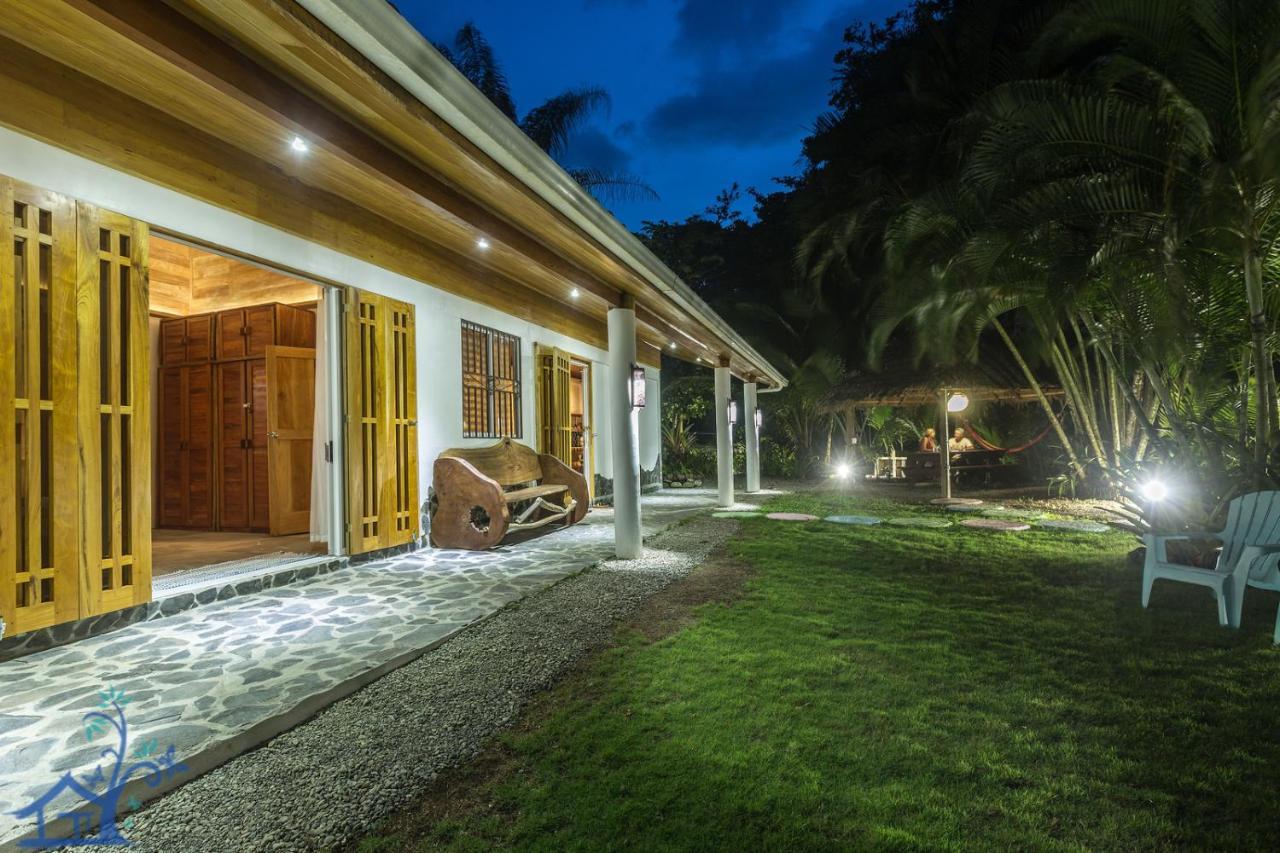Our Beachfront Bungalow Punta Uva Ngoại thất bức ảnh