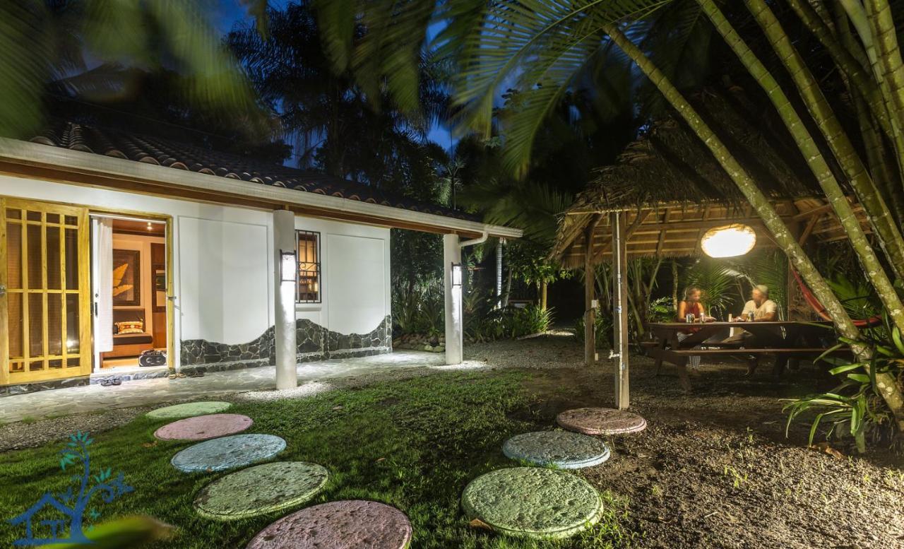 Our Beachfront Bungalow Punta Uva Ngoại thất bức ảnh